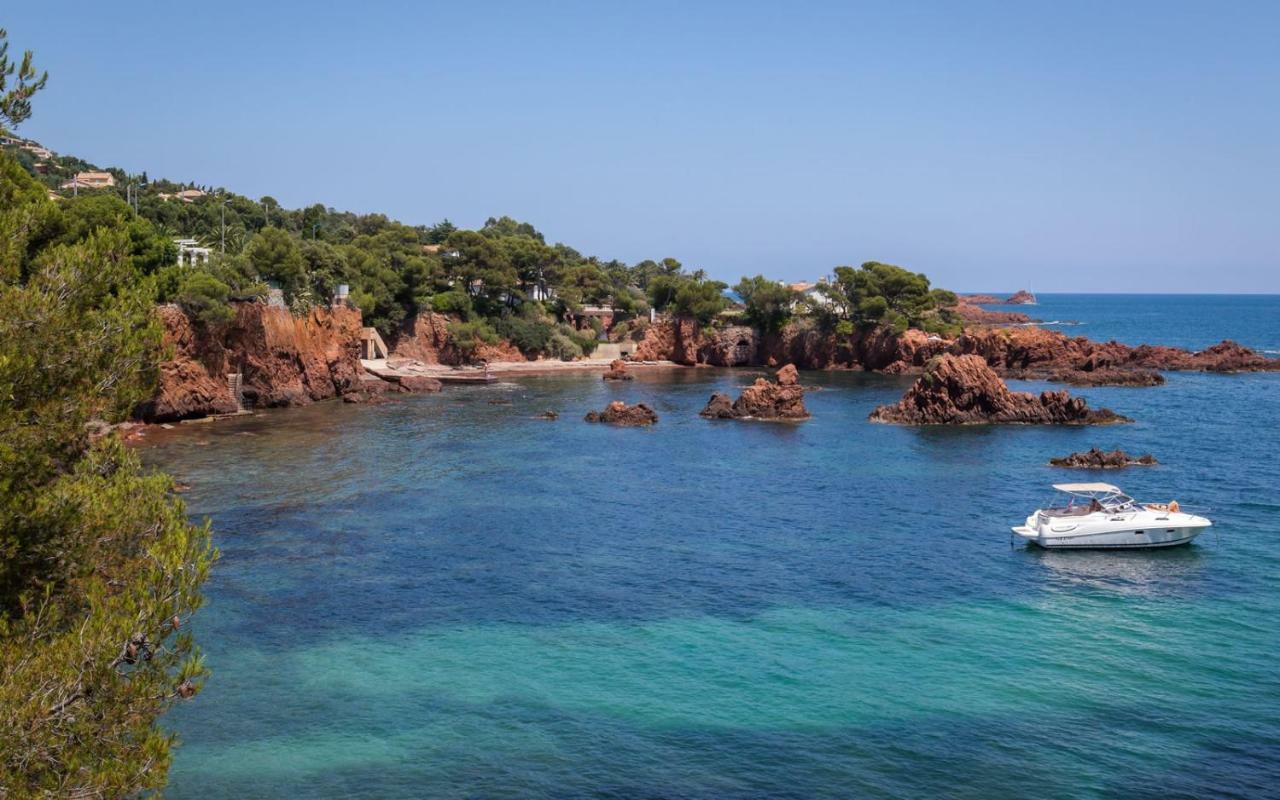 123 Sadi Carnot, Classe 2 Etoiles Saint-Raphaël エクステリア 写真
