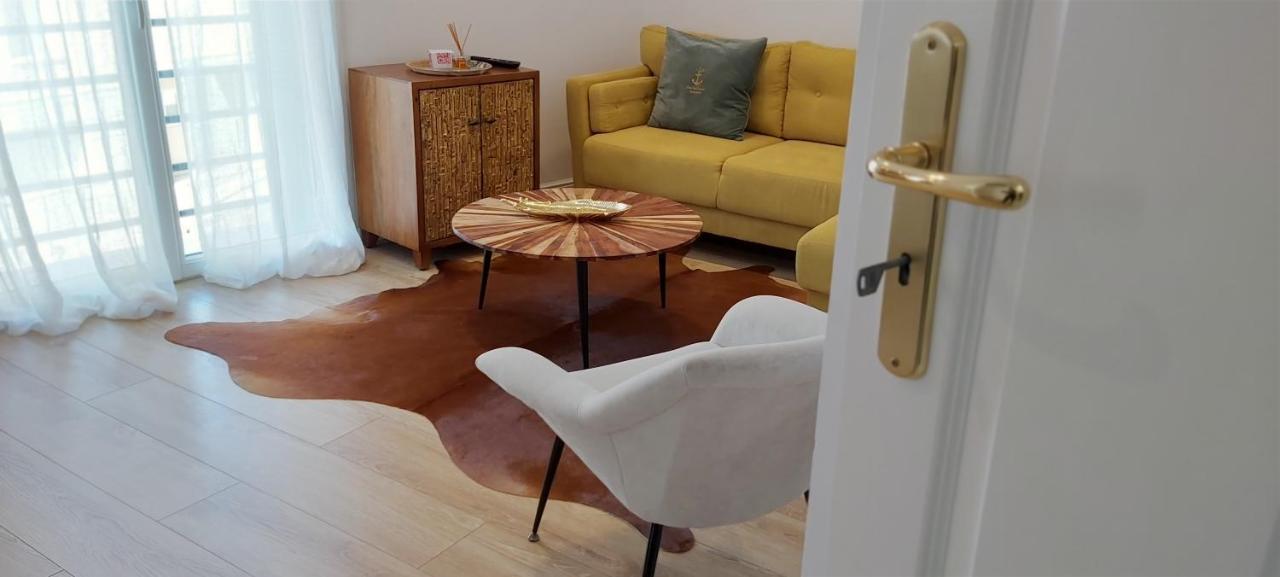 123 Sadi Carnot, Classe 2 Etoiles Saint-Raphaël エクステリア 写真